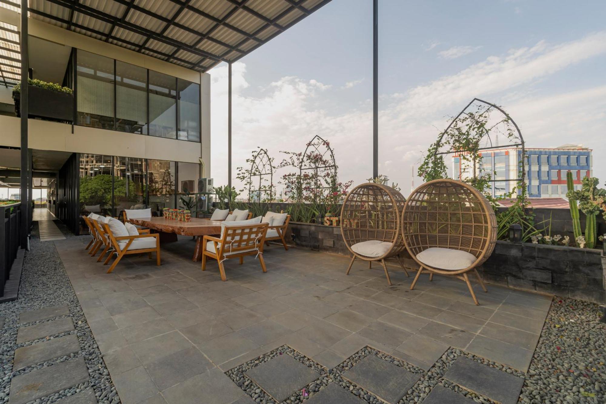 Stay.Vie Hotel Surabaya Eksteriør bilde