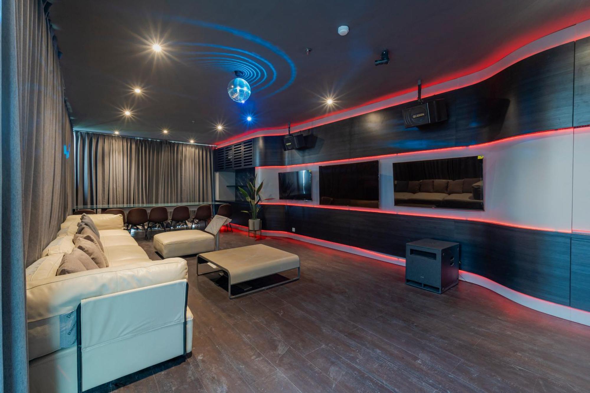 Stay.Vie Hotel Surabaya Eksteriør bilde