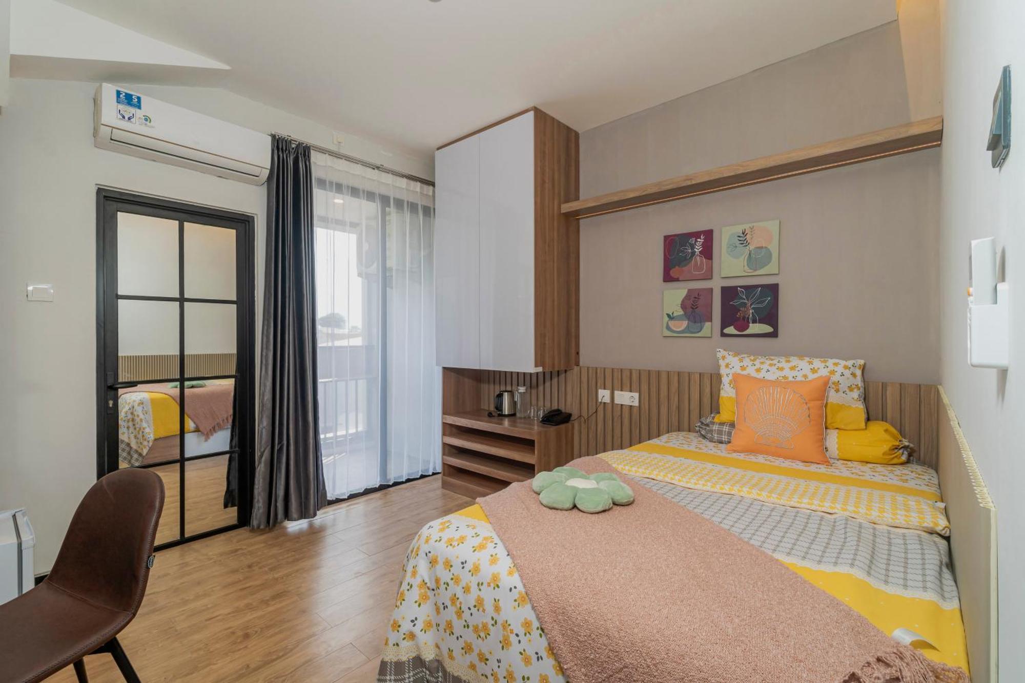 Stay.Vie Hotel Surabaya Eksteriør bilde
