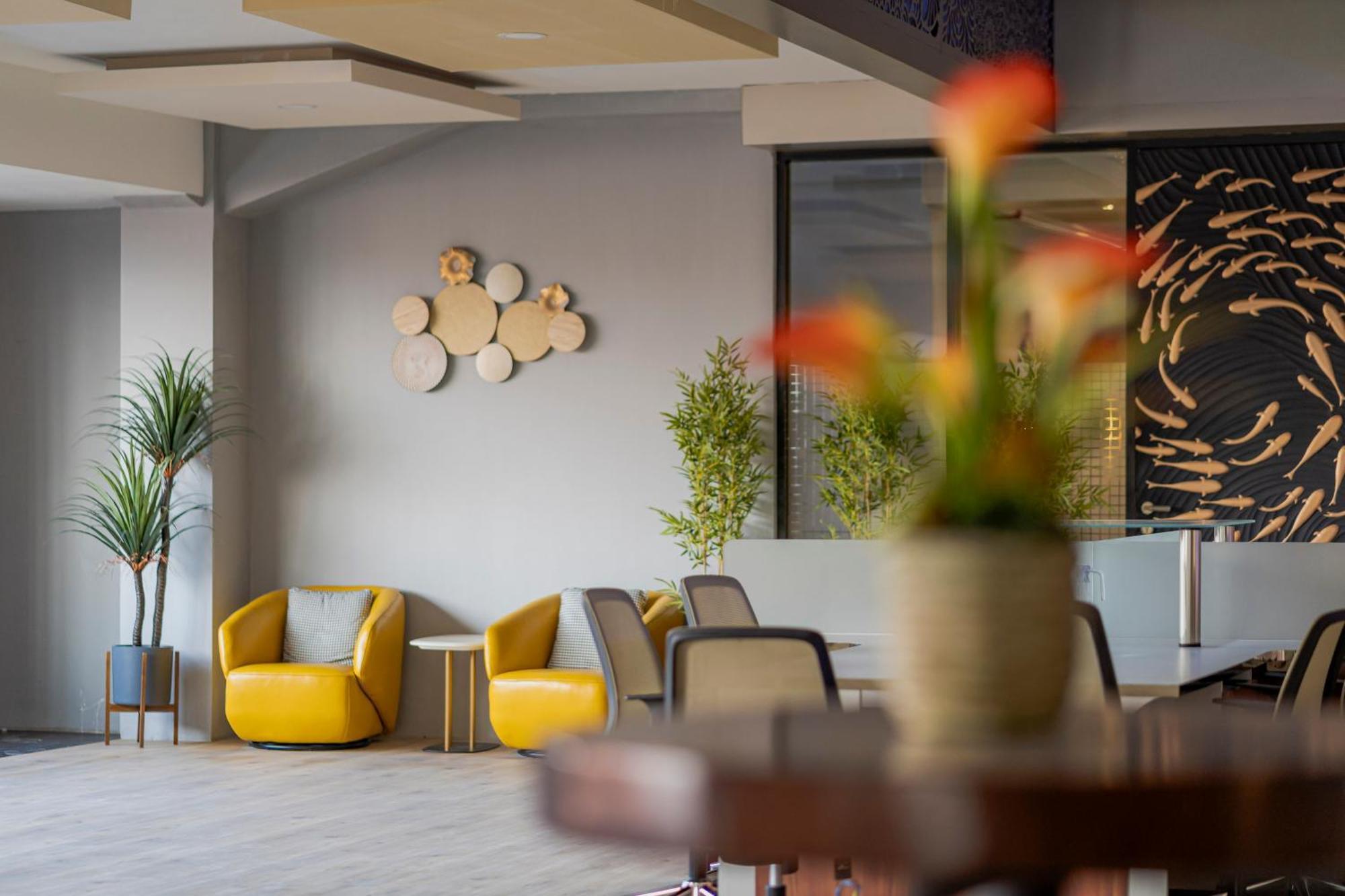 Stay.Vie Hotel Surabaya Eksteriør bilde